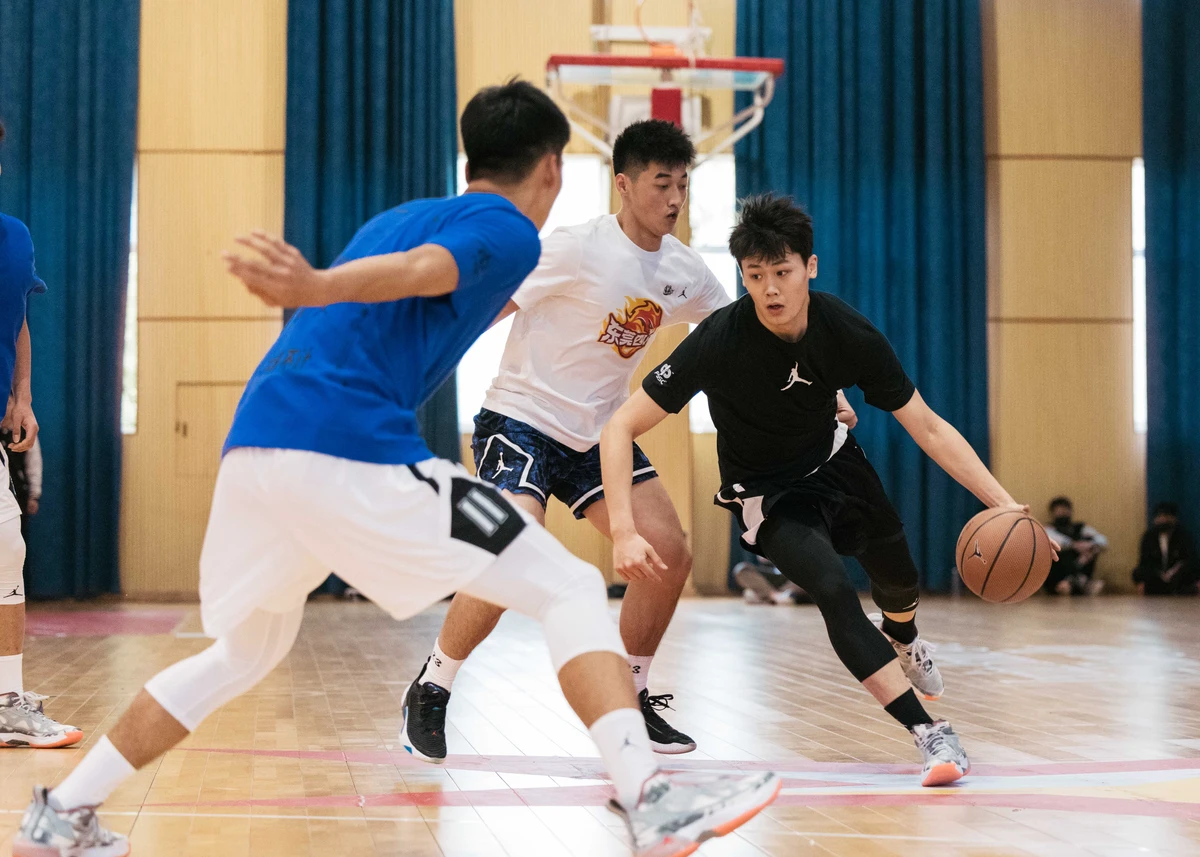 为什么封闭训练是提高篮球水平的有效途径_1